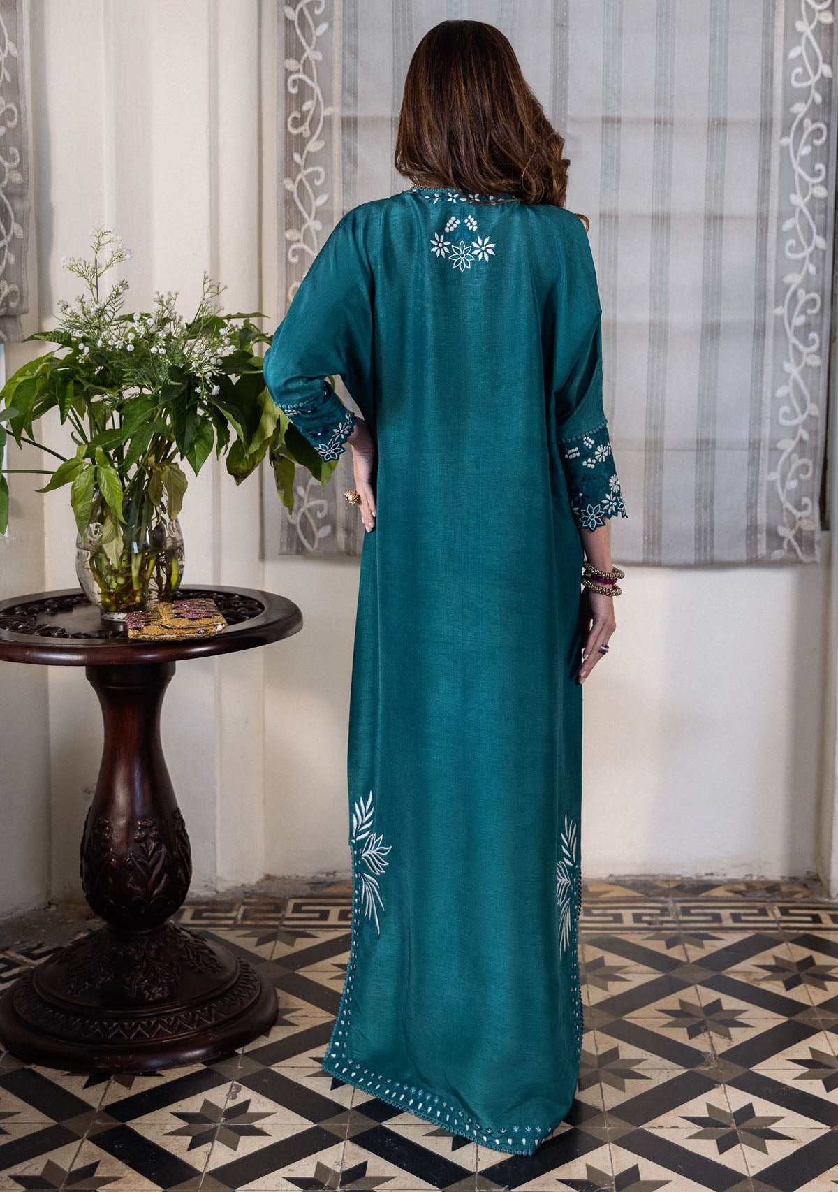 Elaheh Teal