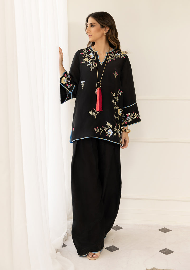 Soha Black